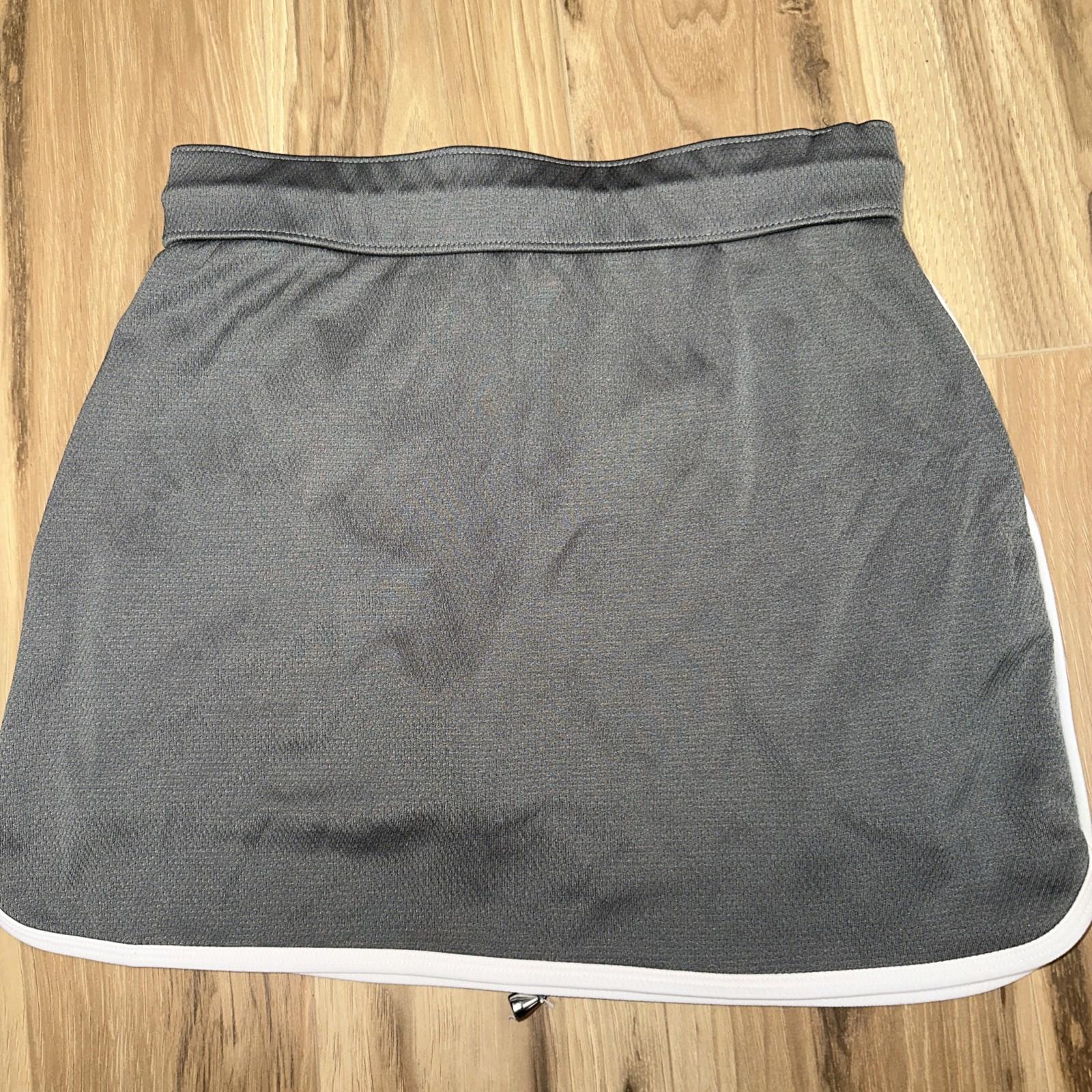Izod Golf Gray White Drawstring Elastic Skort Size Small