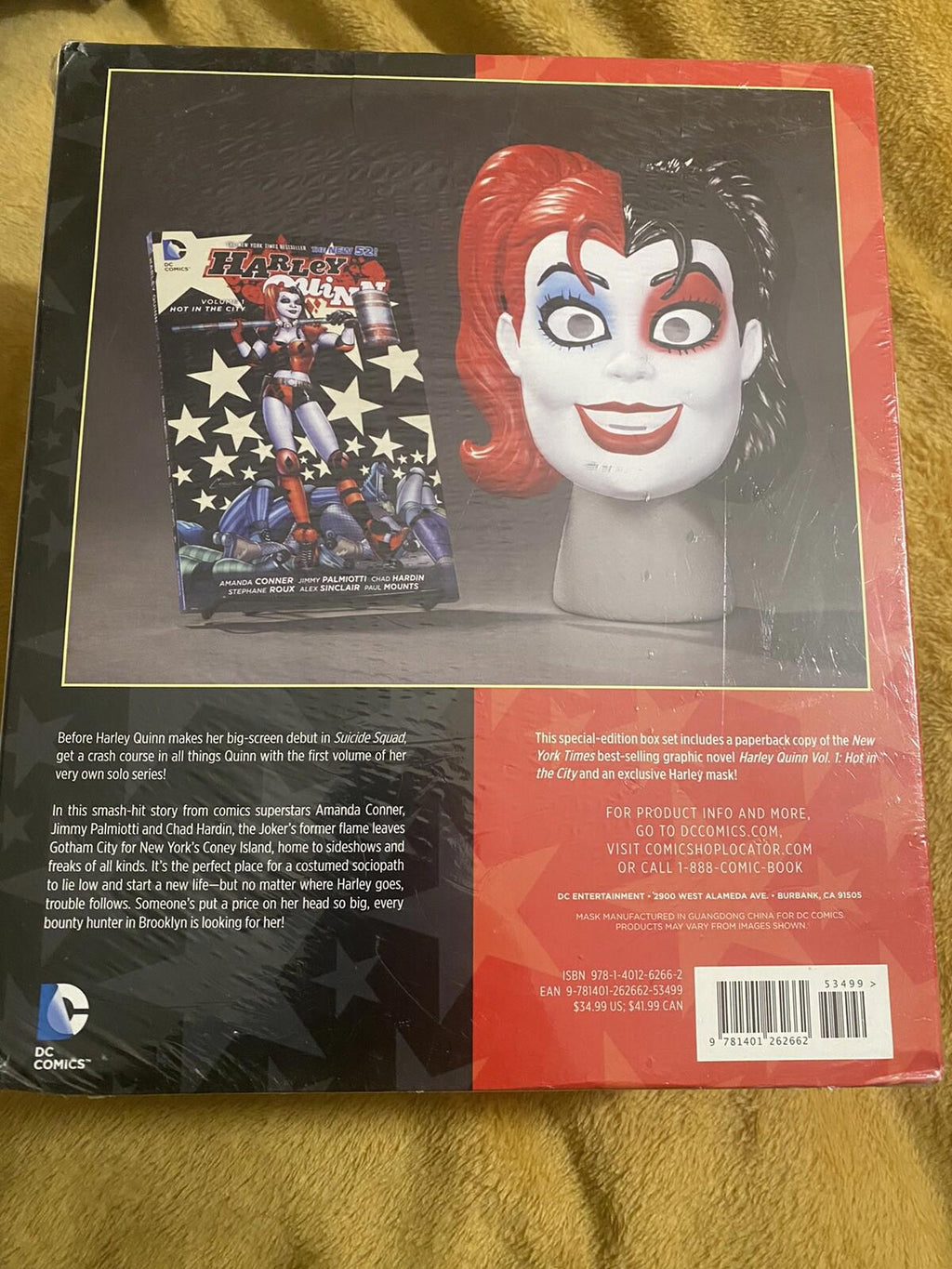 DC Comics Harley Quinn Mask Book Set Vol.1 Hot in the City