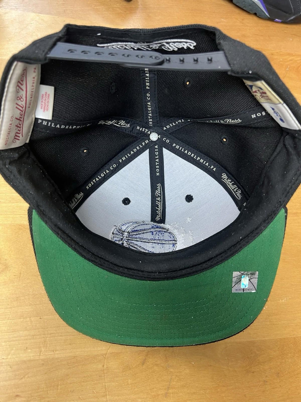 Mitchell & Ness Black NBA Orlando Magic Core Basic Snapback