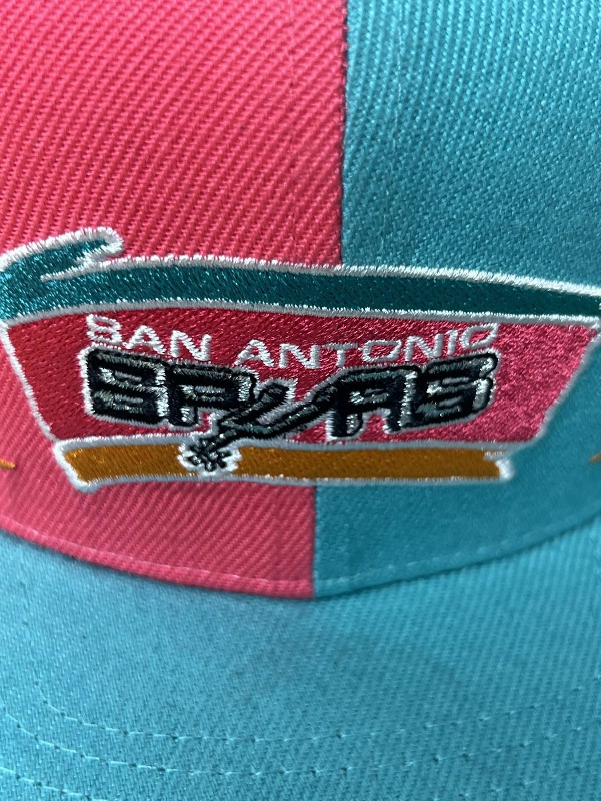 San Antonio Spurs Mitchell & Ness Snapback Hat
