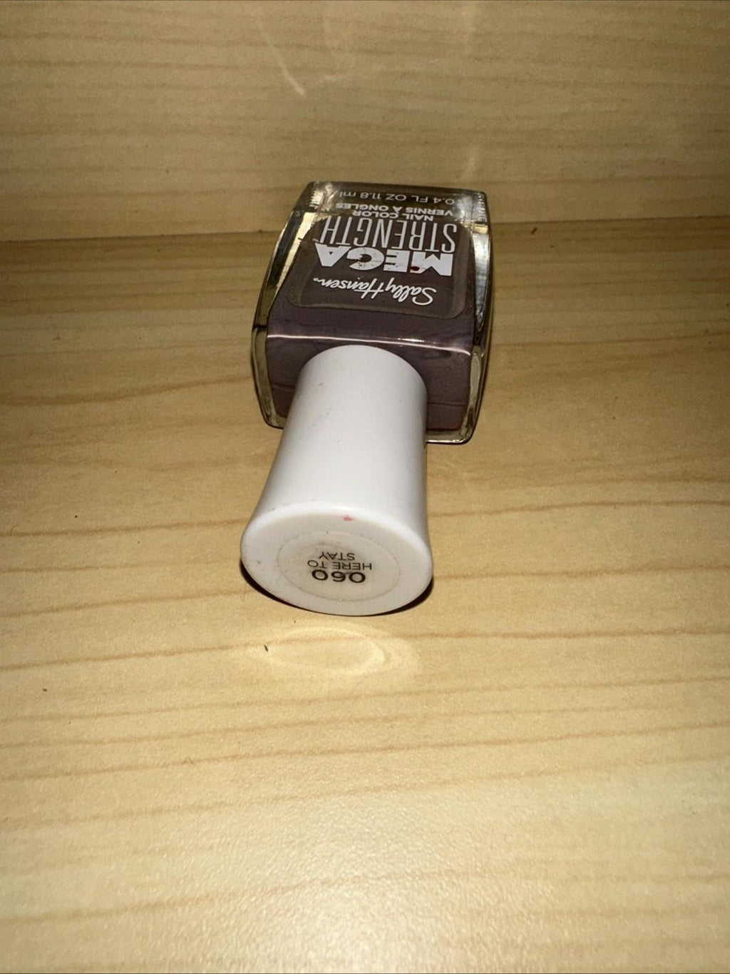 Sally Hansen - Mega Strength - Nail Polish - #060 Here to Stay - New