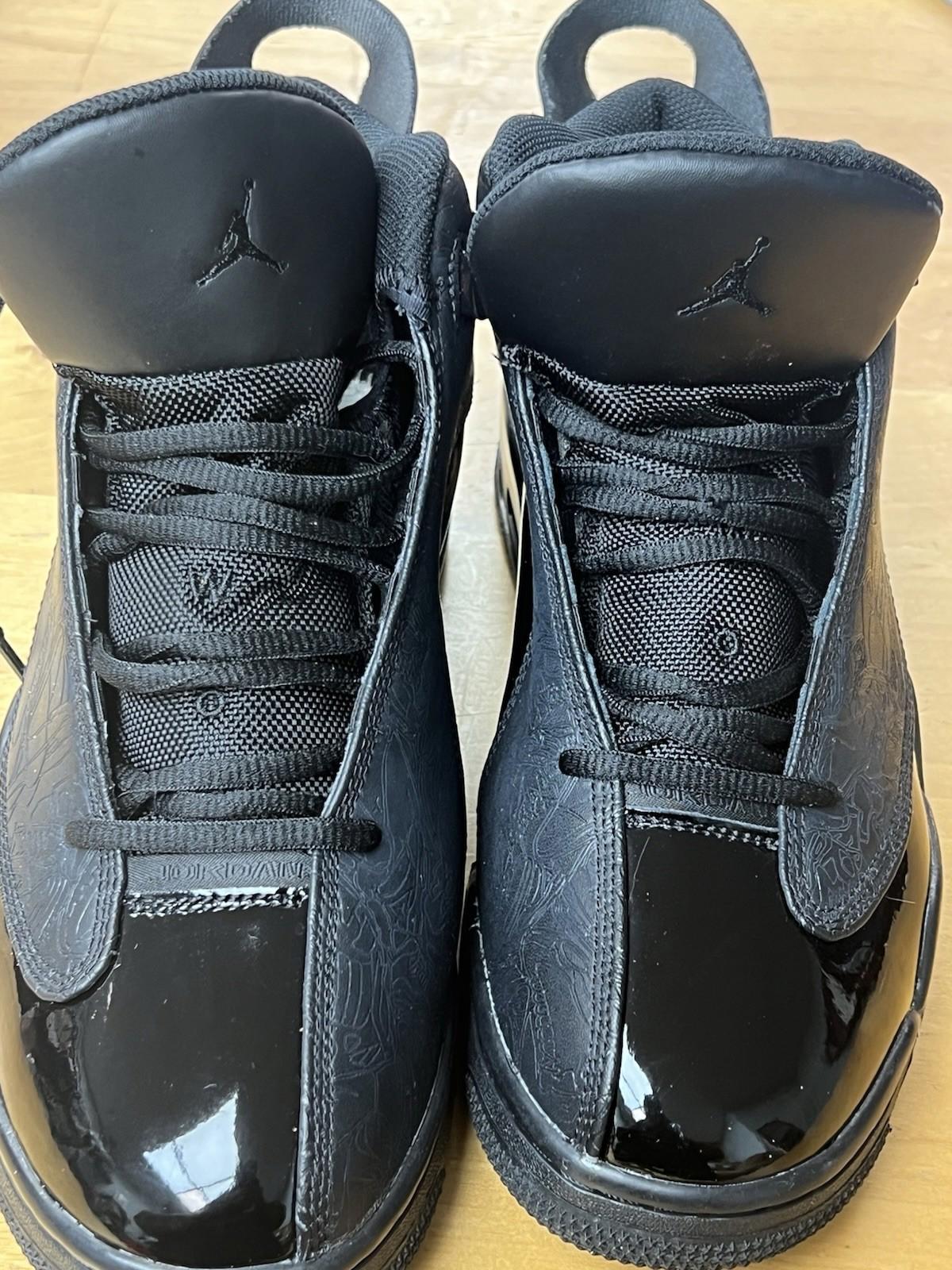 Jordan Zero Triple Black Leather Mid 8.5 Sneaker 311046003