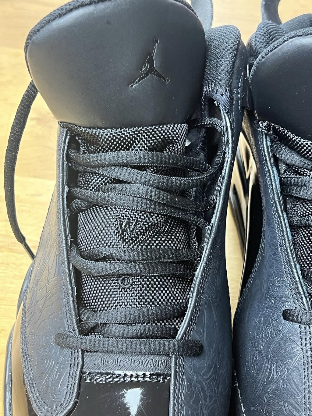 Jordan Zero Triple Black Leather Mid 8.5 Sneaker 311046003