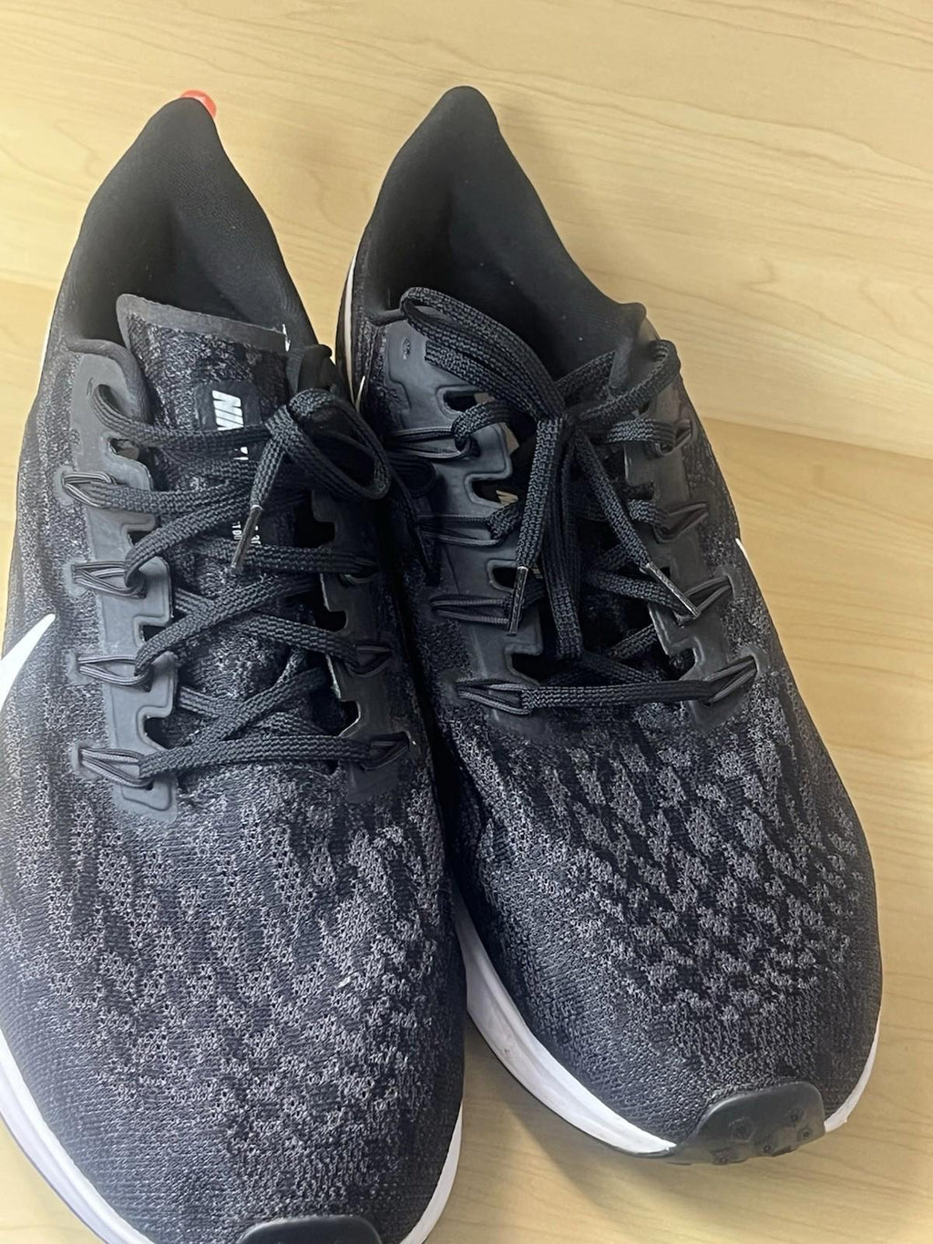 NIKE Men Air Zoom Pegasus 36 Size 11.5 Shoe Black BV1773-004