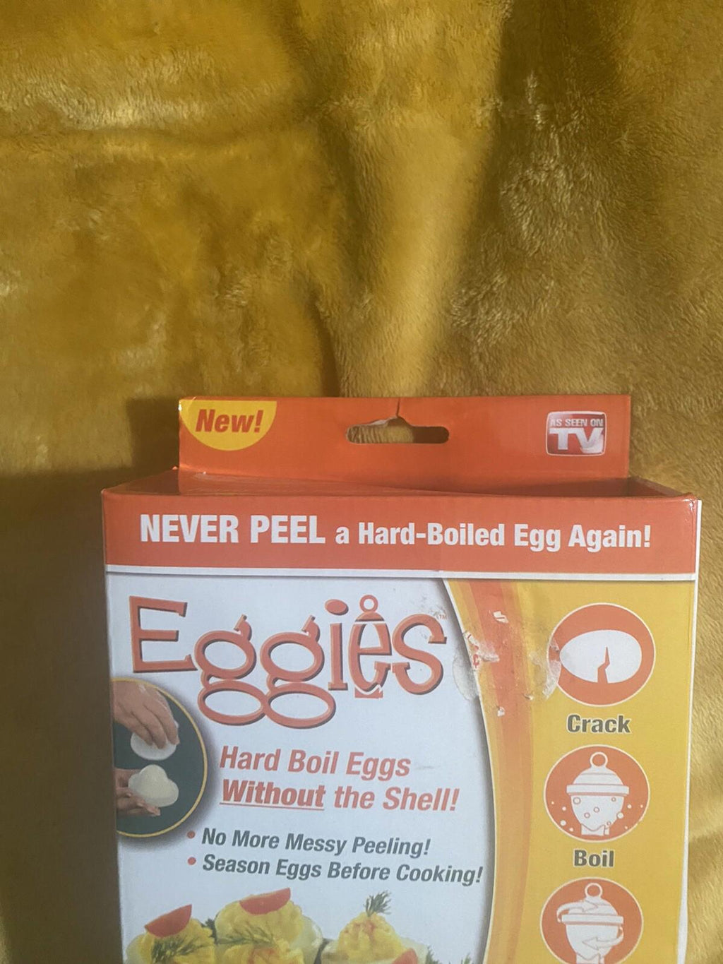 NEW Eggies Hard Boil Egg Cooker (6) with Bonus Egg White