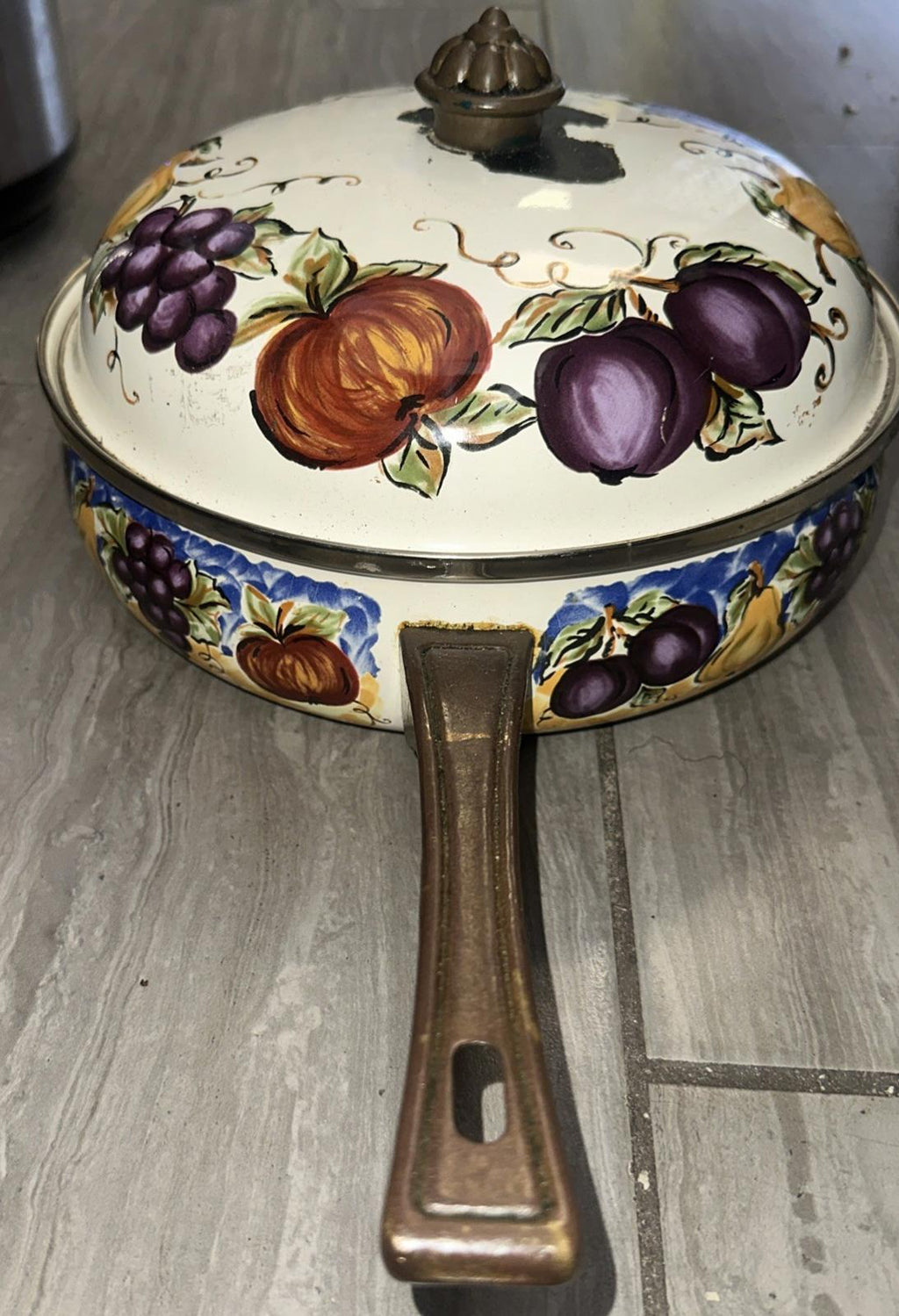 Tabletops Unlimited Vitroceramic Skillet Pan Lid 10” 3.5 Qt