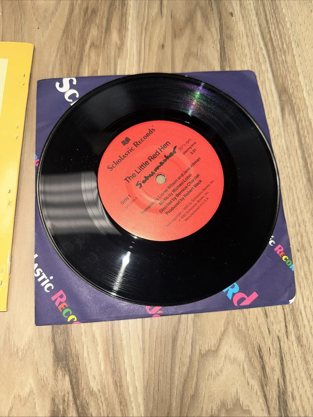 The Little Red Hen Book And Vinyl Record 45