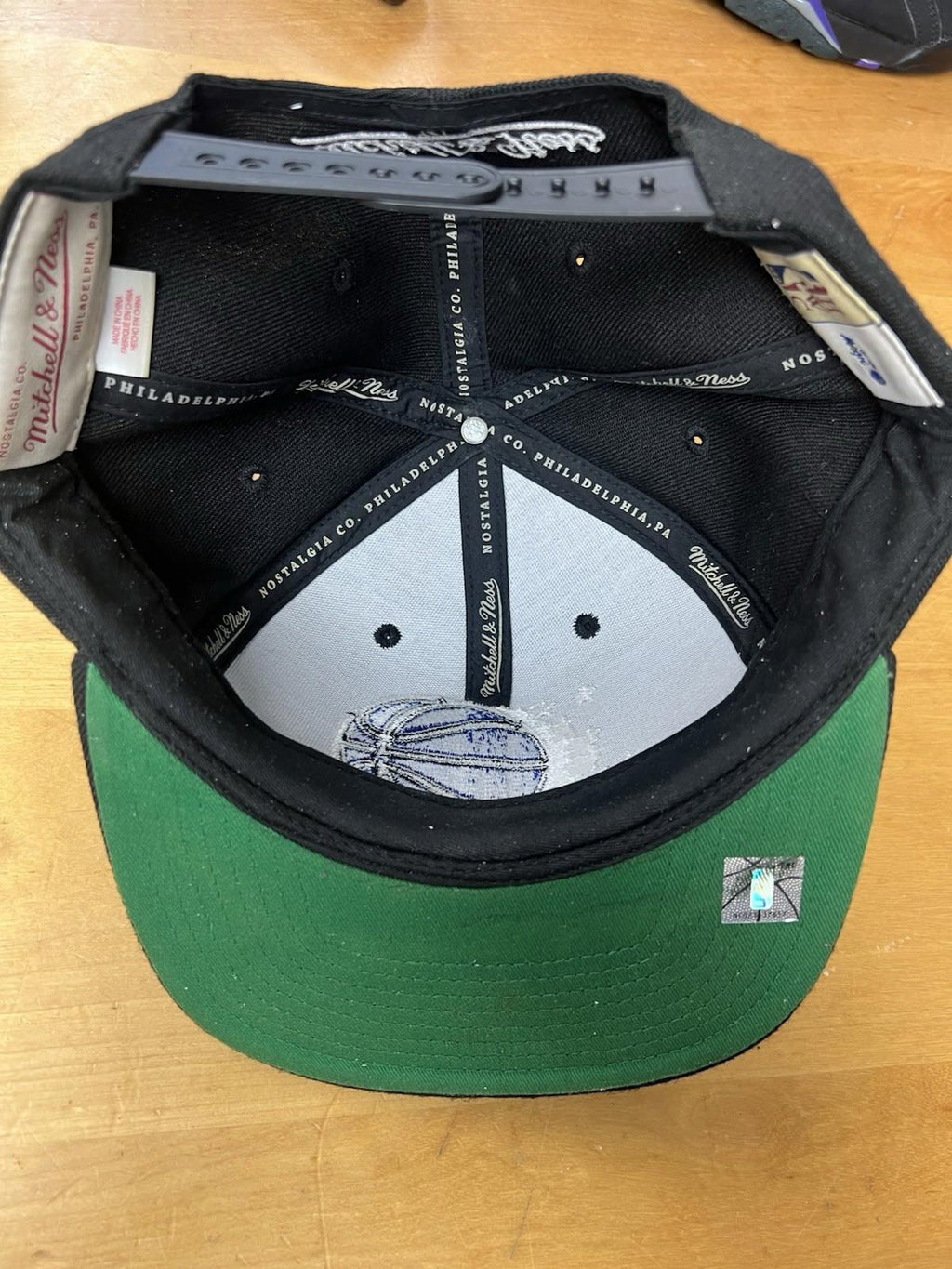 Mitchell & Ness Black NBA Orlando Magic Core Basic Snapback