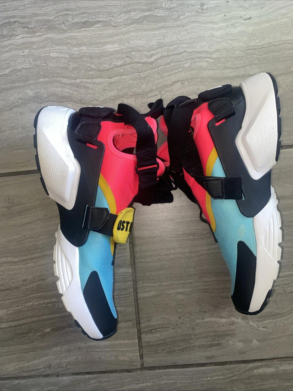Nike Air Huarache City Women's AH6787-400 Size 11.5