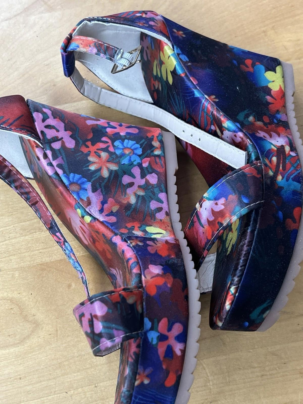 Women's Floral Pattern Wedge Open Toe Platform Ankle Strap