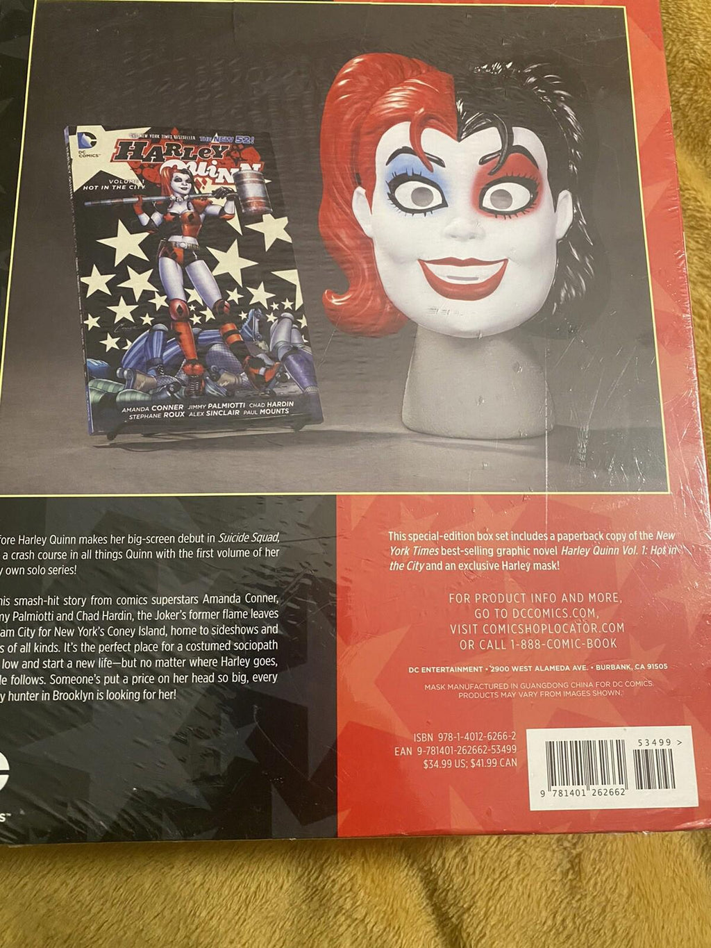 DC Comics Harley Quinn Mask Book Set Vol.1 Hot in the City