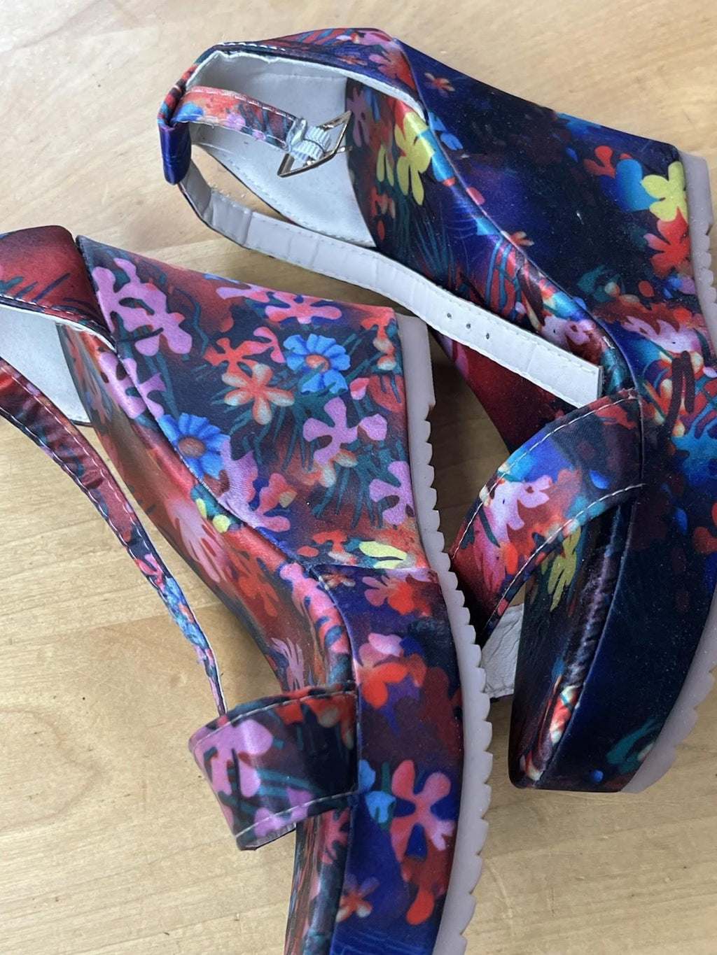 Women's Floral Pattern Wedge Open Toe Platform Ankle Strap