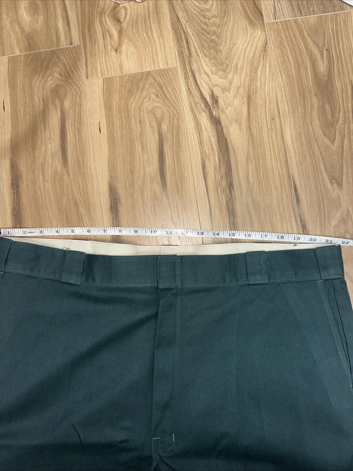 Dickies Y2K Pocket Work Shorts 44 Loose Fit Kelly Green