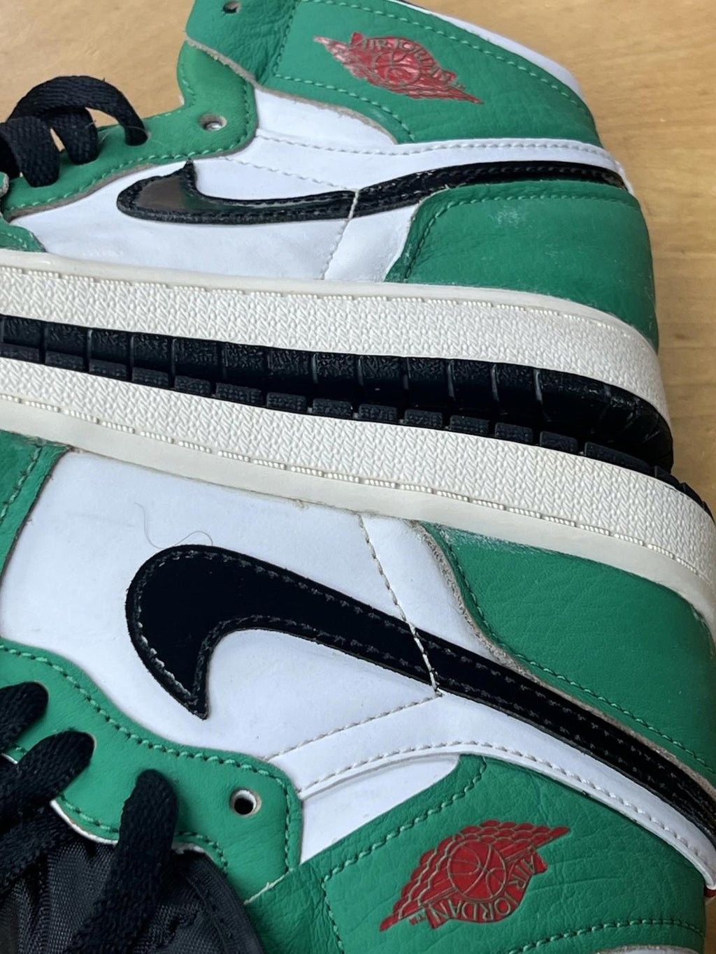 Nike Air Jordan Retro 1 High Lucky Green Size 2Y CU0449-300