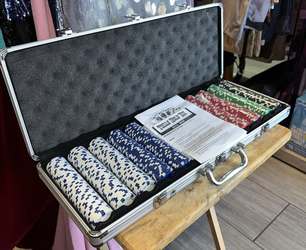 Texas Hold ‘Em Poker Chip Set 400+ With Metal Case