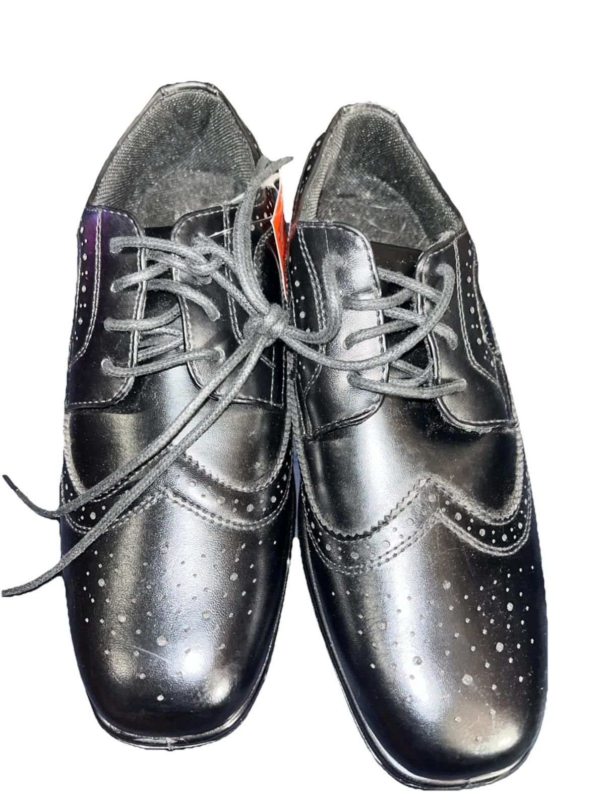 Deer Stag Boys Wingtip Black Size 5M Shoe