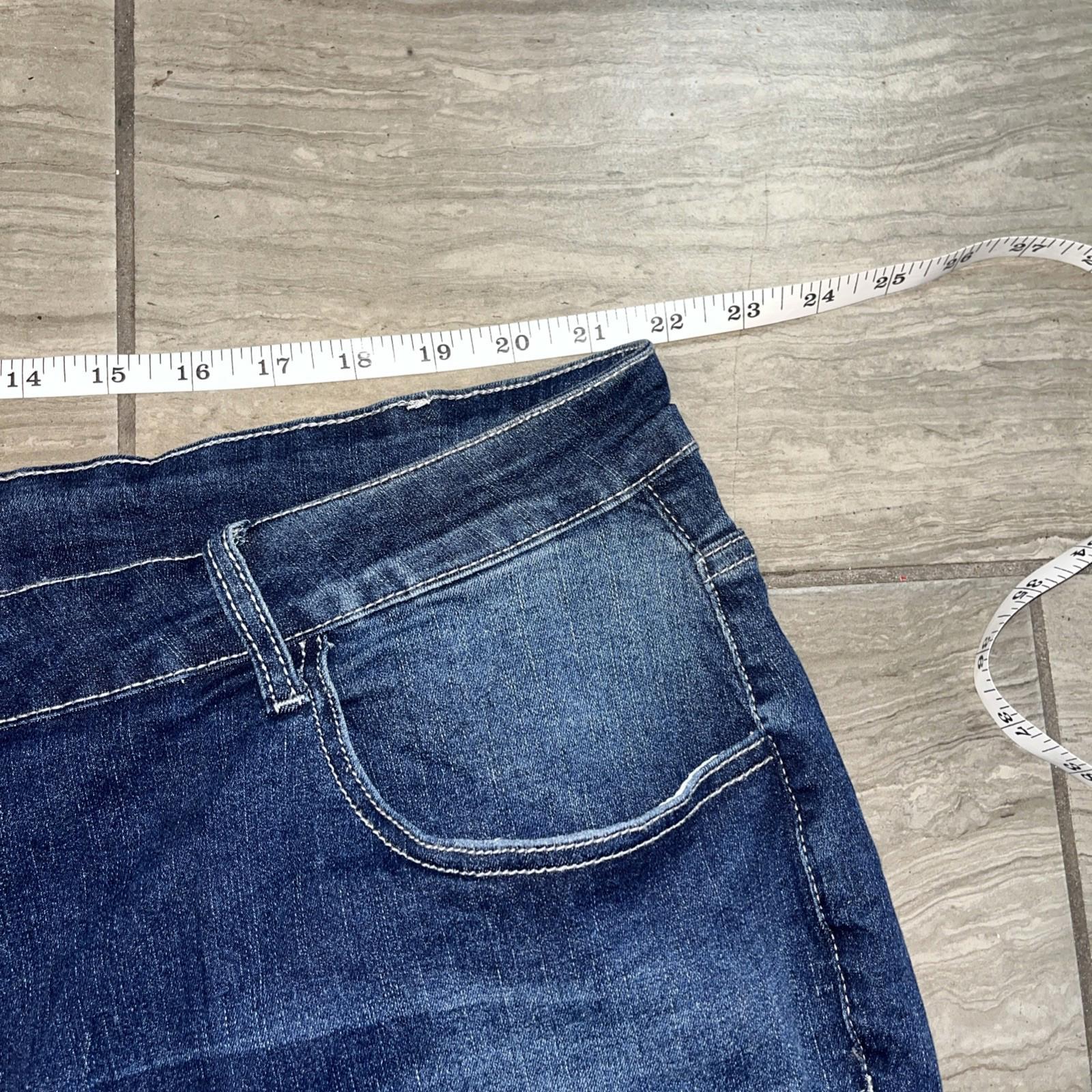 Jeans Blue Distressed Jeans Size 5XL NWOT