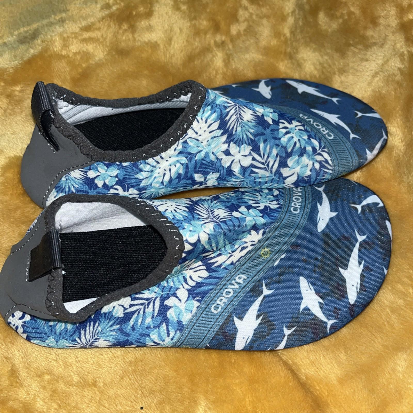 crova toddler shark flower graphics water shoes size 1.5