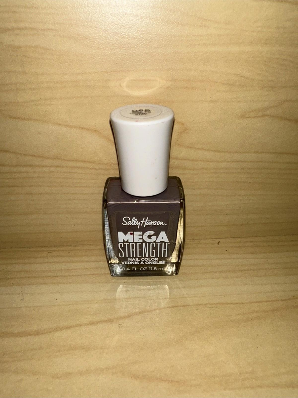 Sally Hansen - Mega Strength - Nail Polish - #060 Here to Stay - New