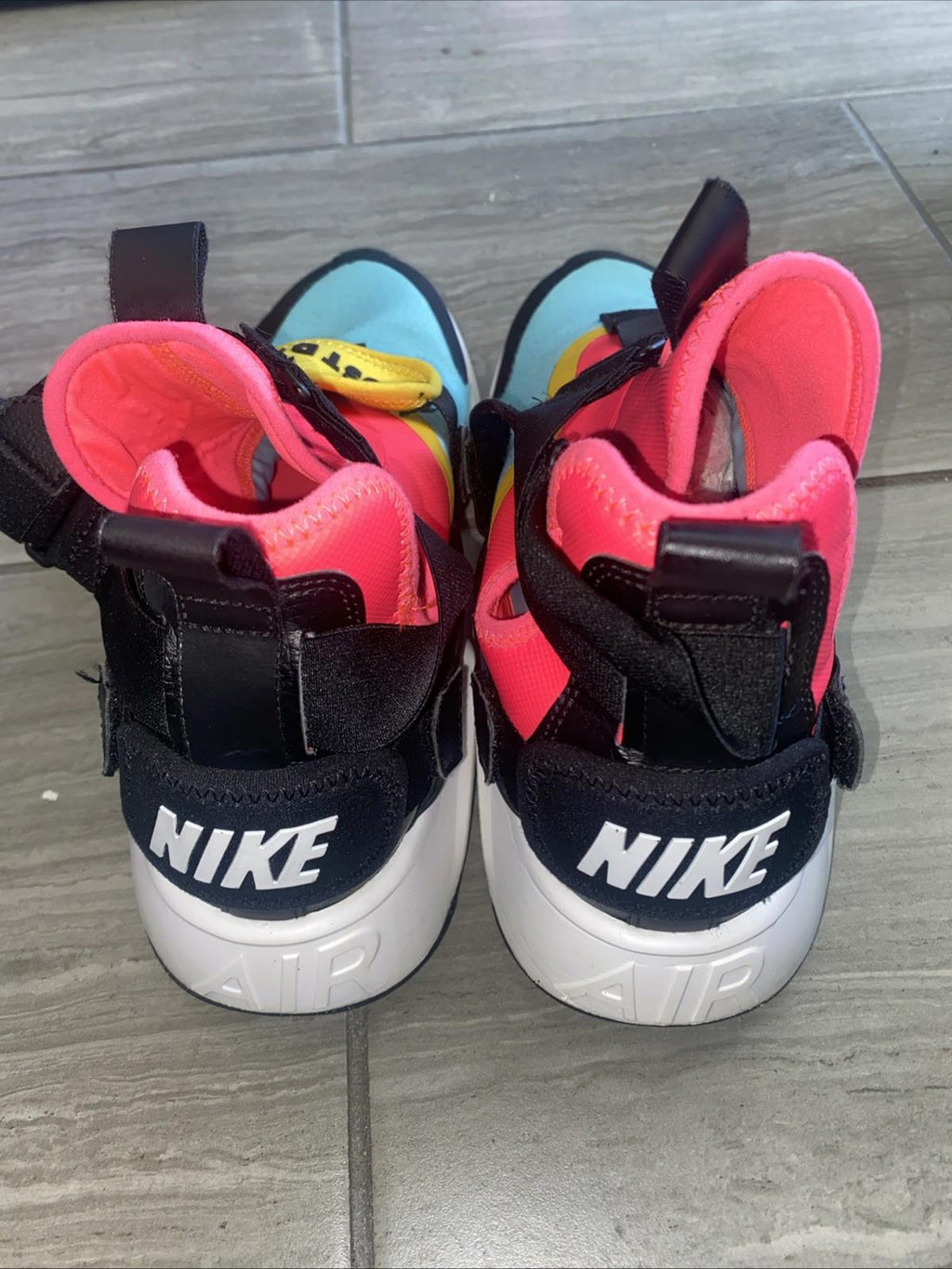 Nike Air Huarache City Women's AH6787-400 Size 11.5