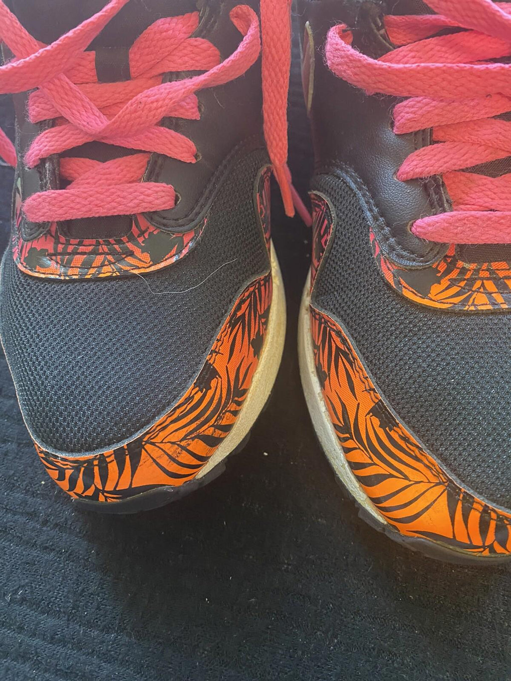Kids Nike Air Max 90 s 6.5y 705479-001 Black Pink Orange