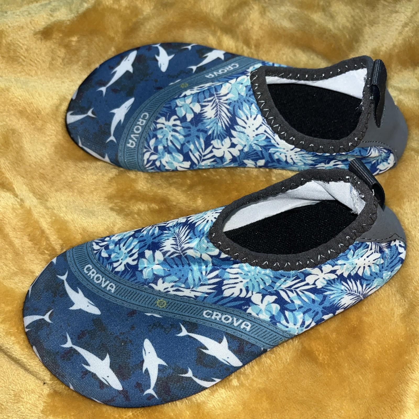 crova toddler shark flower graphics water shoes size 1.5
