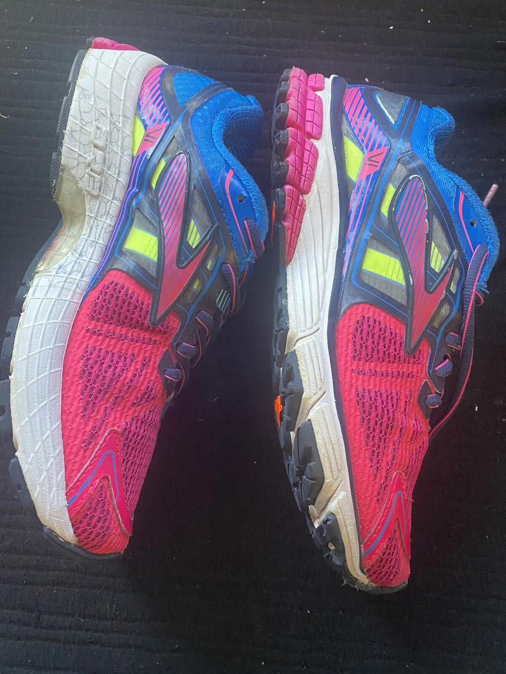 Brooks Womens Ravenna 6 1201821B657 Pink Running Shoes 8.5