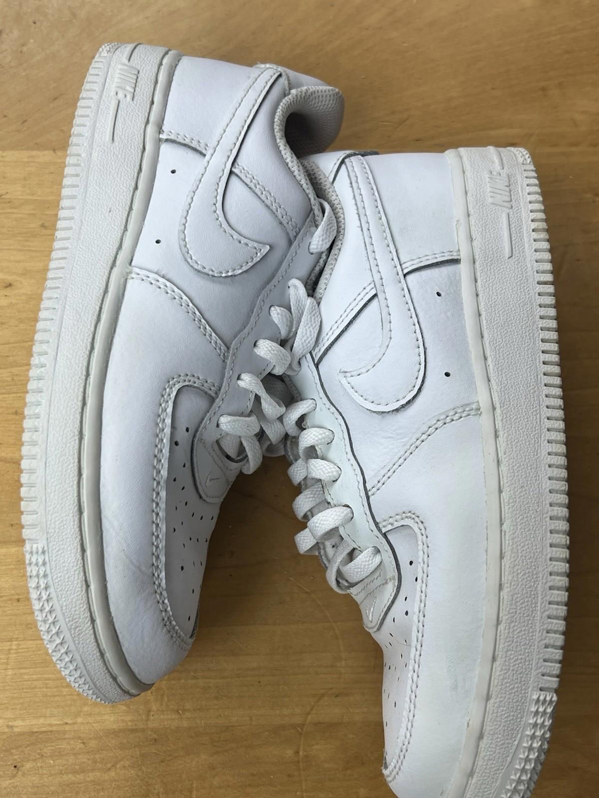 Nike Air Force 1 White Kids Sneaker Leather Lace Up Size 2.5