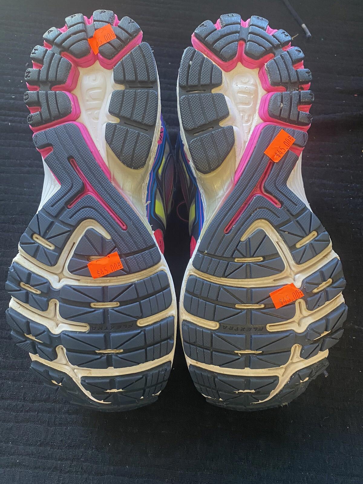 Brooks Womens Ravenna 6 1201821B657 Pink Running Shoes 8.5