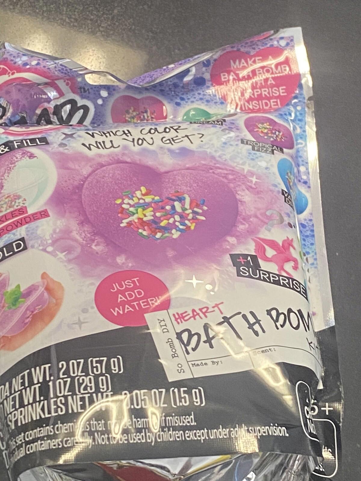 So Bomb DIY Kit Heart Bath Bomb Kit With Surprise Ages 6+New