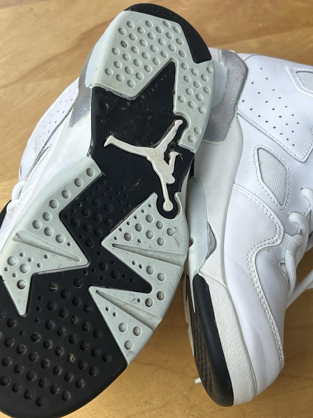 Nike Jordan Flight Club 91 "White Metallic Silver" Size 2.5y