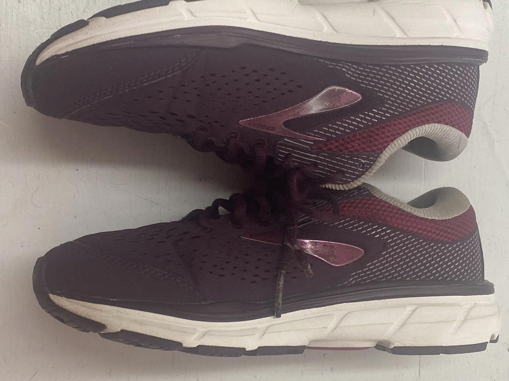 BROOKS DYAD 10 WOMENS RUNNING SHOES SNEAKERS SIZE 7.5