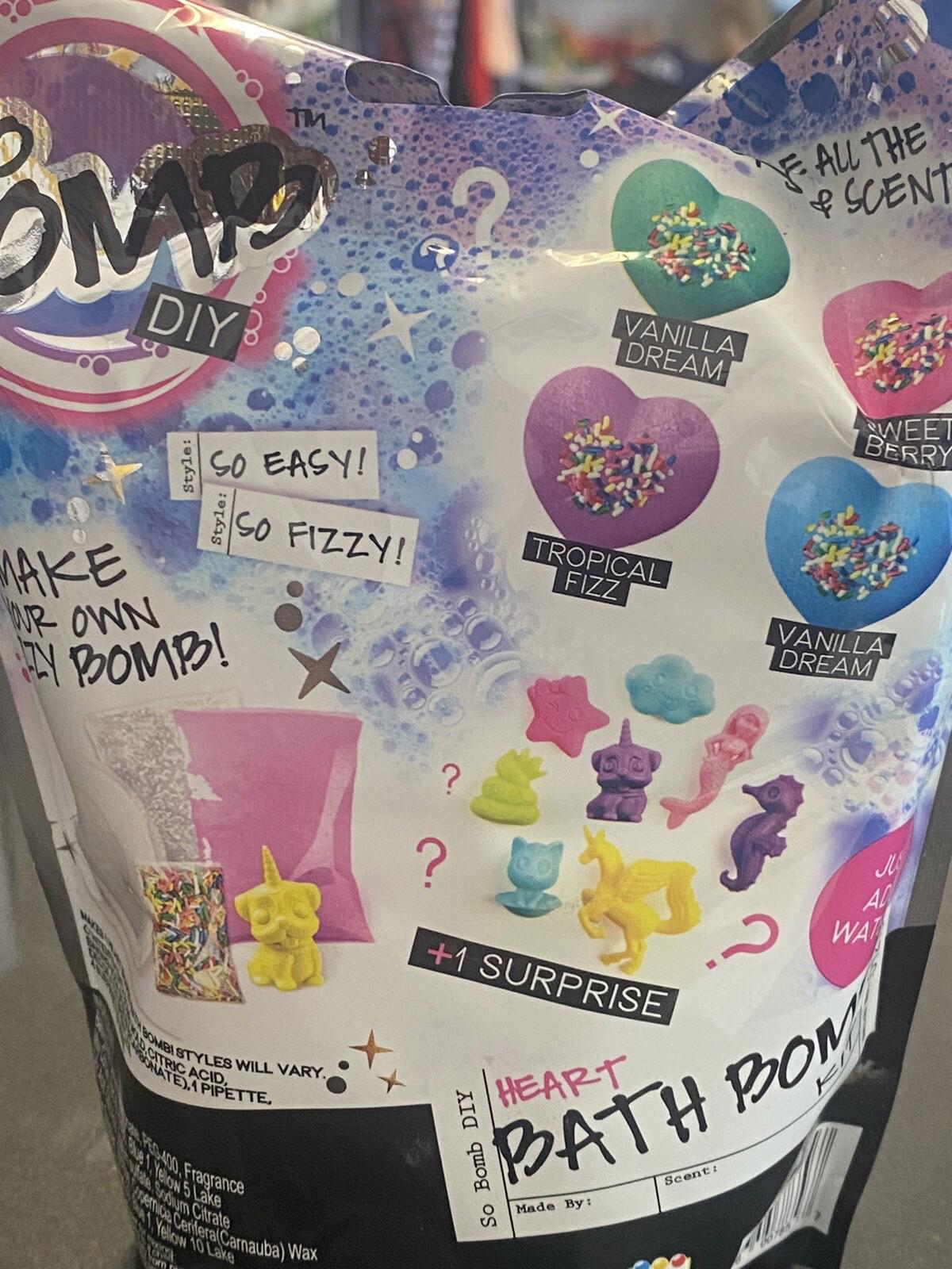 So Bomb DIY Kit Heart Bath Bomb Kit With Surprise Ages 6+New