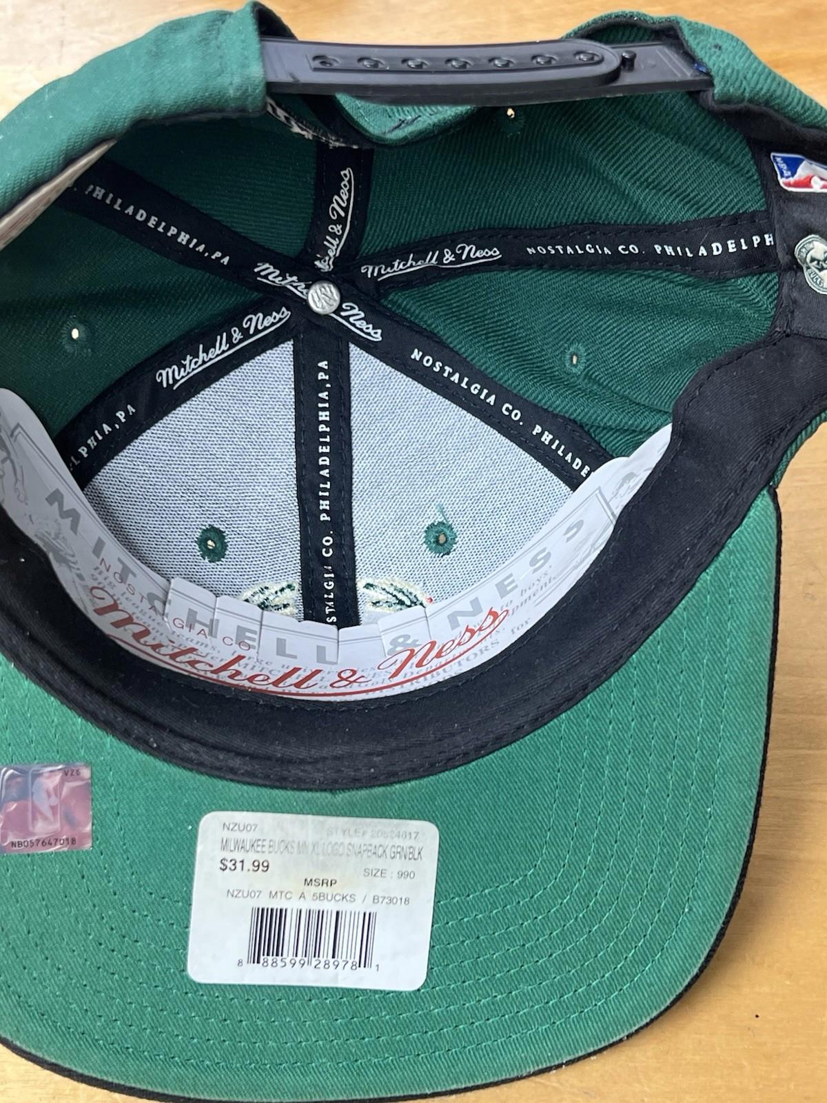 Milwaukee Bucks Mitchell & Ness Black NBA Snapback Baseball