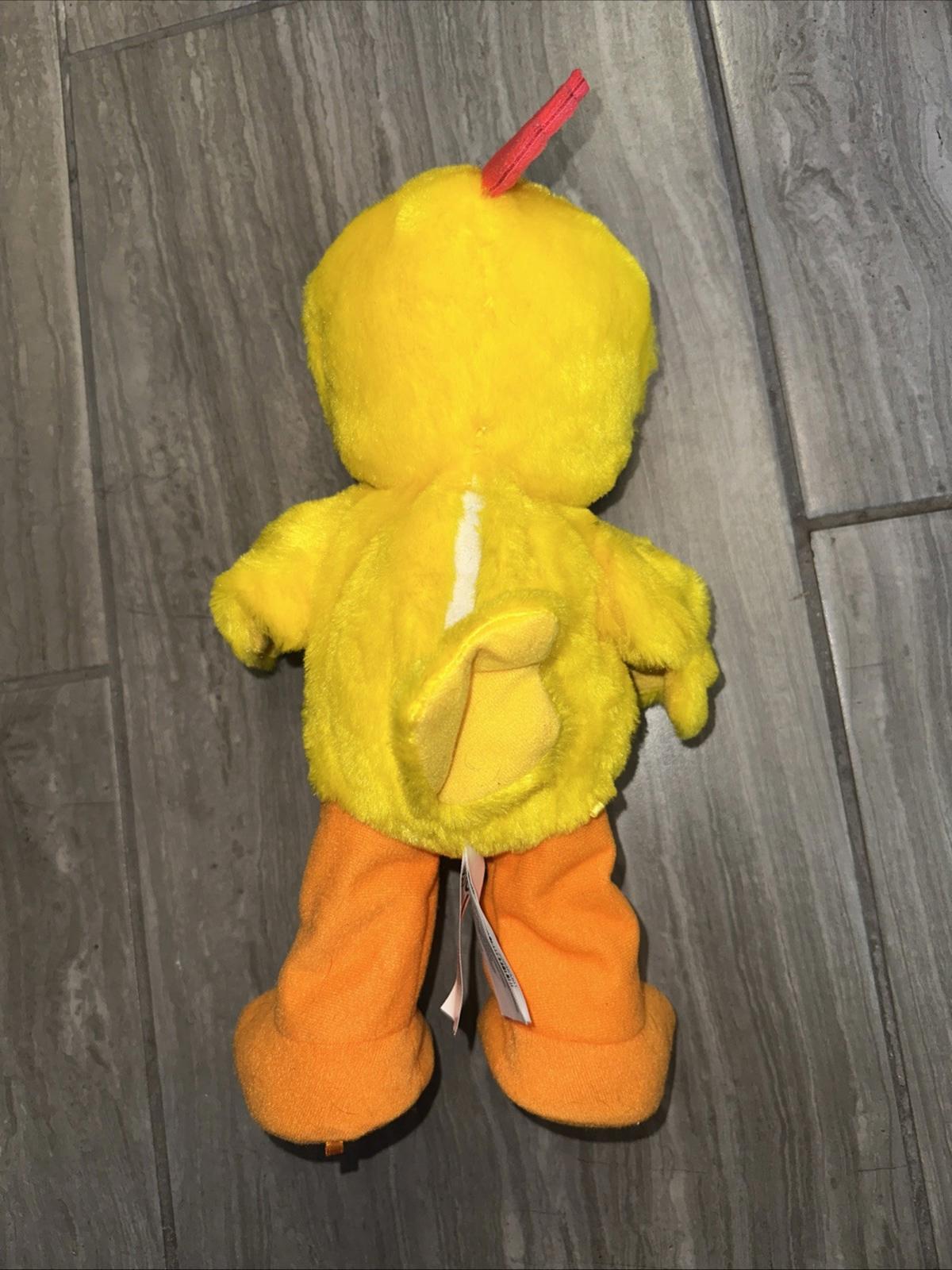 Just Play Sesame Street Chicken Dance Elmo Animated Dances