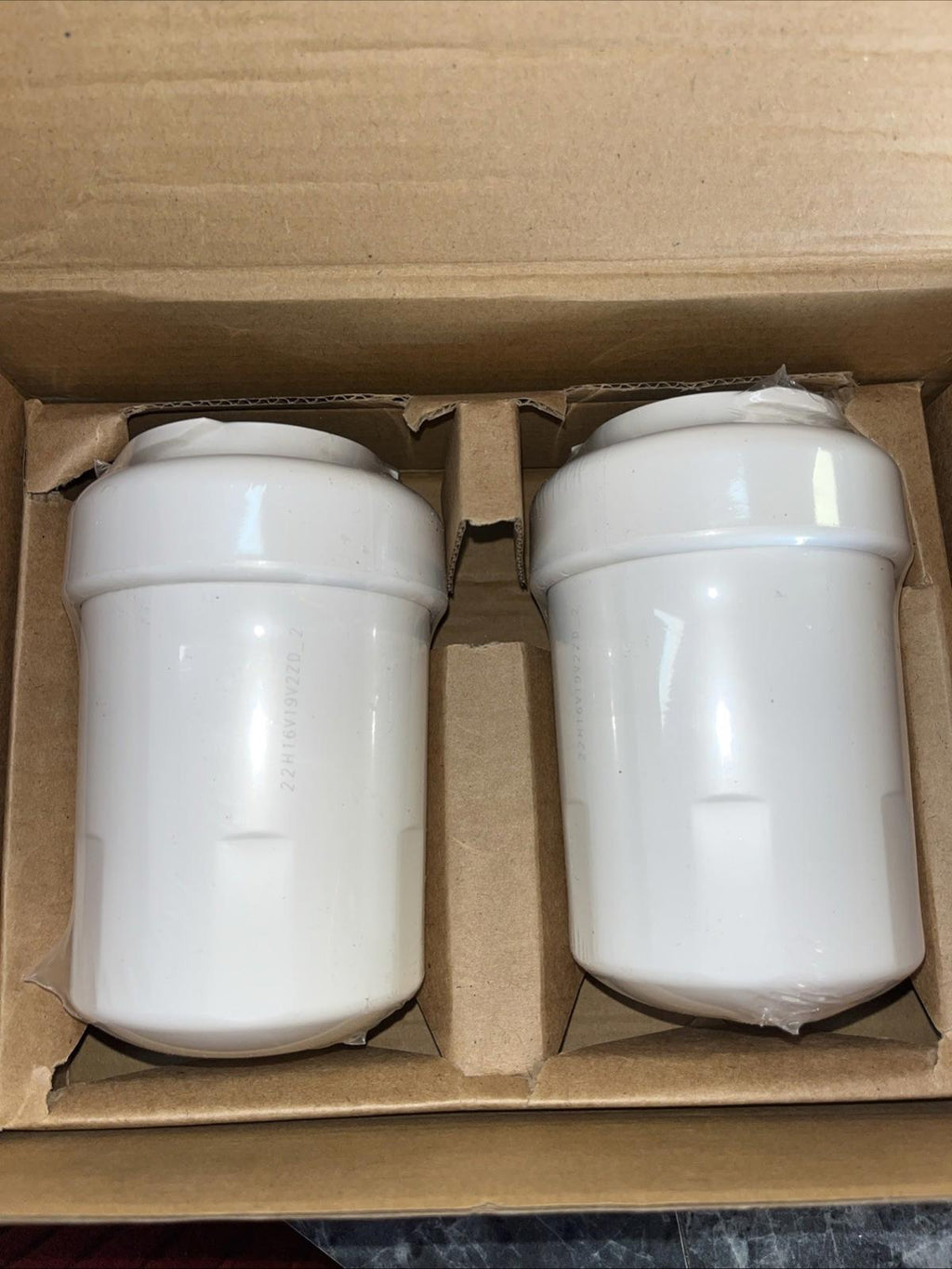 Amazon Basics Replacement GE MWF Refrigerator Water Filter