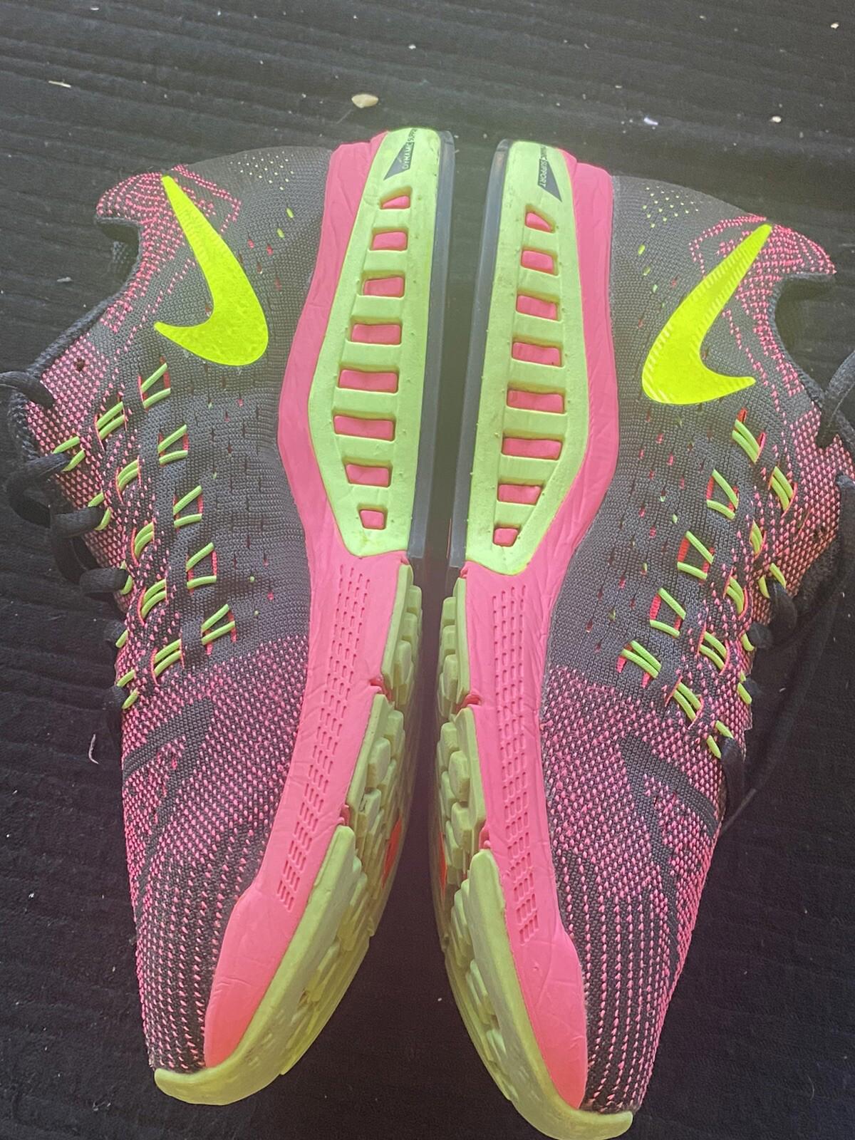 Nike Air Zoom Structure 8 Pink Power Ghost Green Black Volt