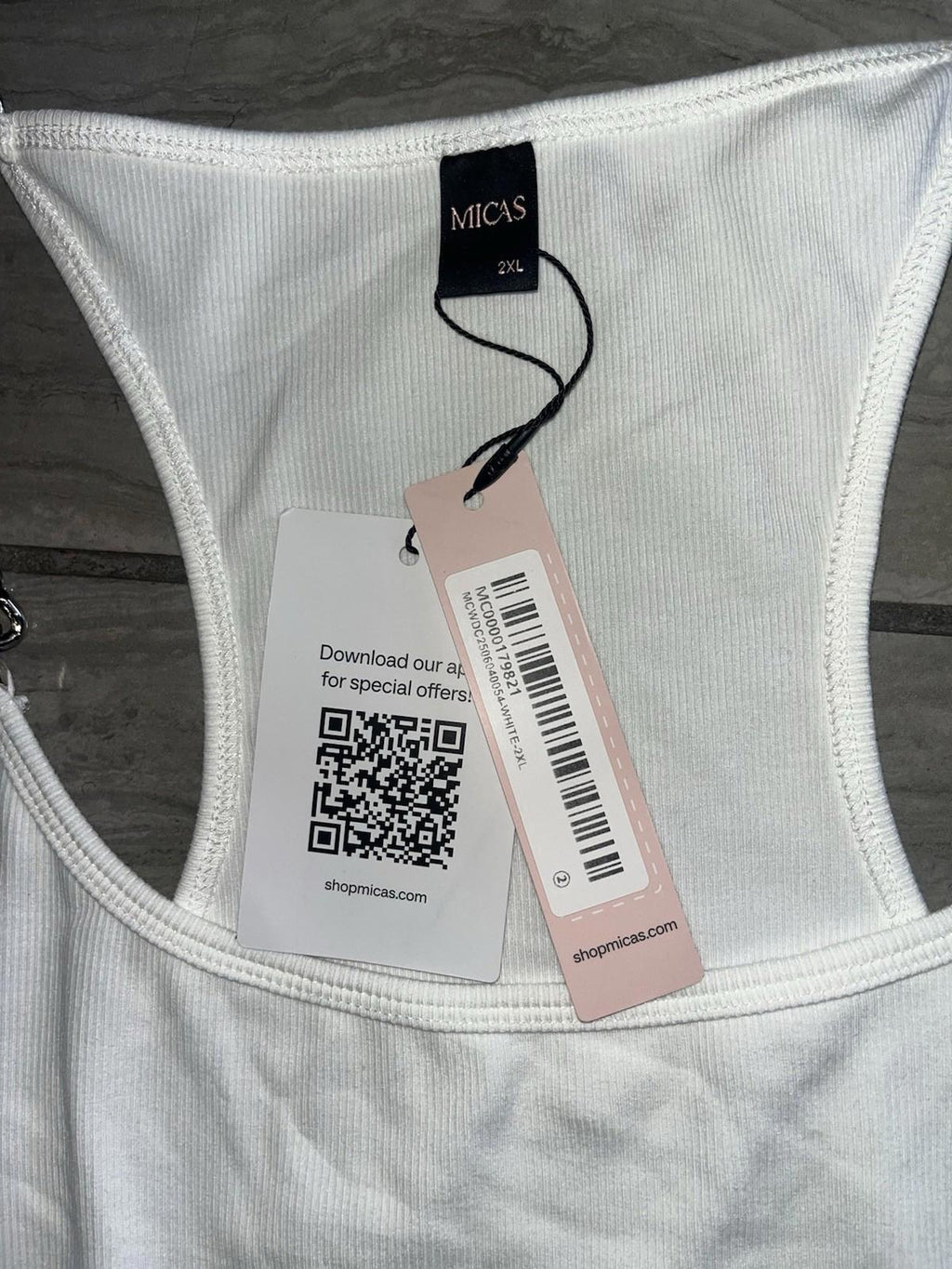 NWT Micas White Chain Straps Racingback Tank Top Size 2XL
