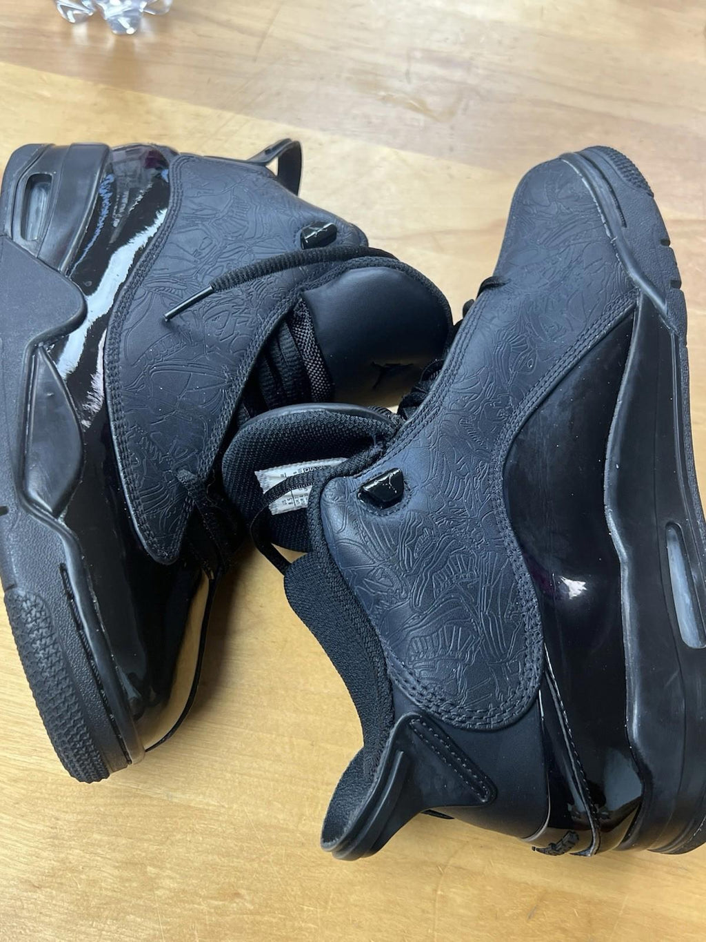Jordan Zero Triple Black Leather Mid 8.5 Sneaker 311046003
