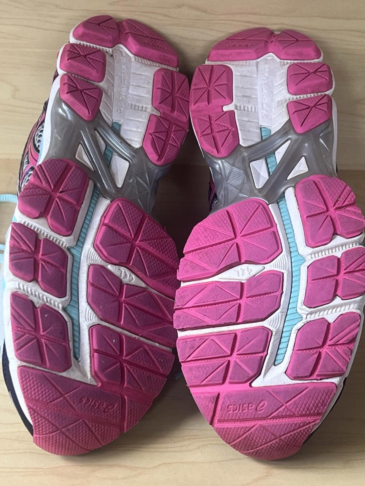 Asics GT-2000 3 Running Shoes Size 8 Narrow Gray Sneakers