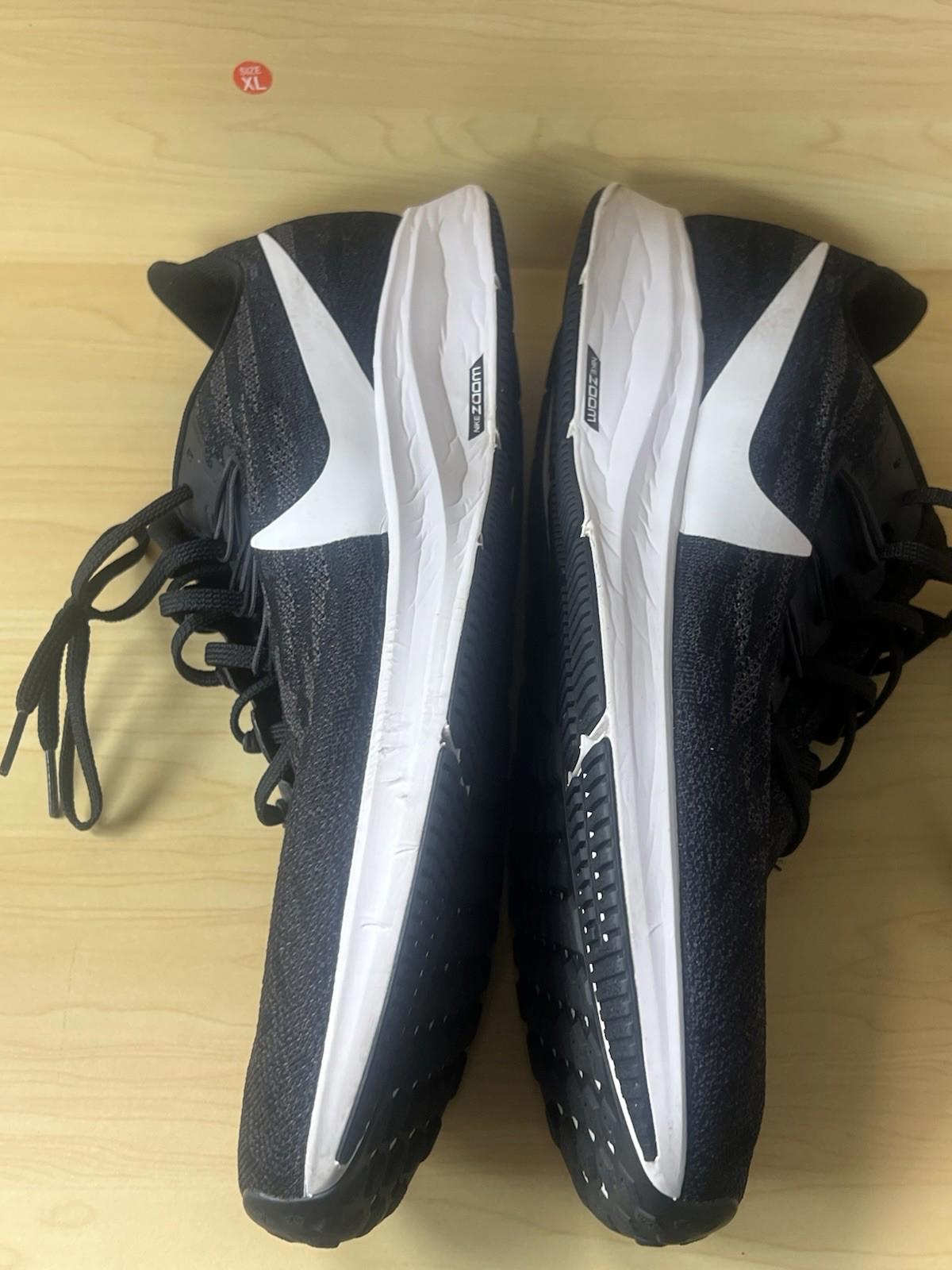NIKE Men Air Zoom Pegasus 36 Size 11.5 Shoe Black BV1773-004
