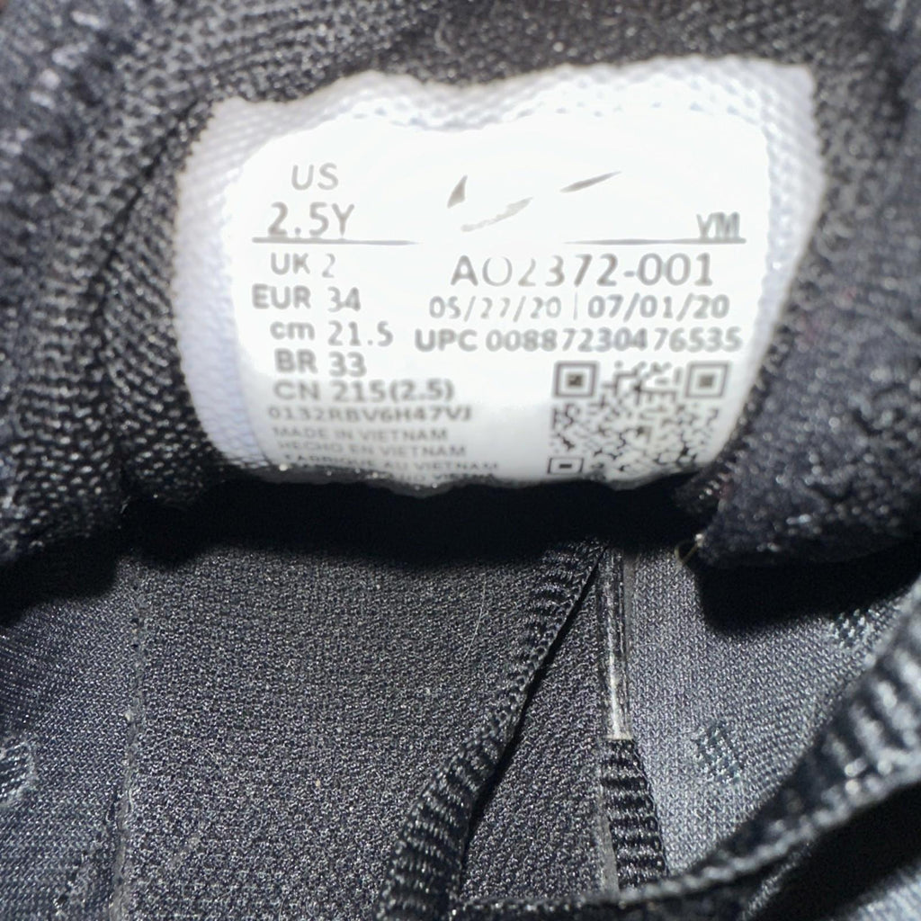NIKE AIR MAX 270 BLACK WHITE PRE SCHOOL AO2372 001 Size 2.5Y