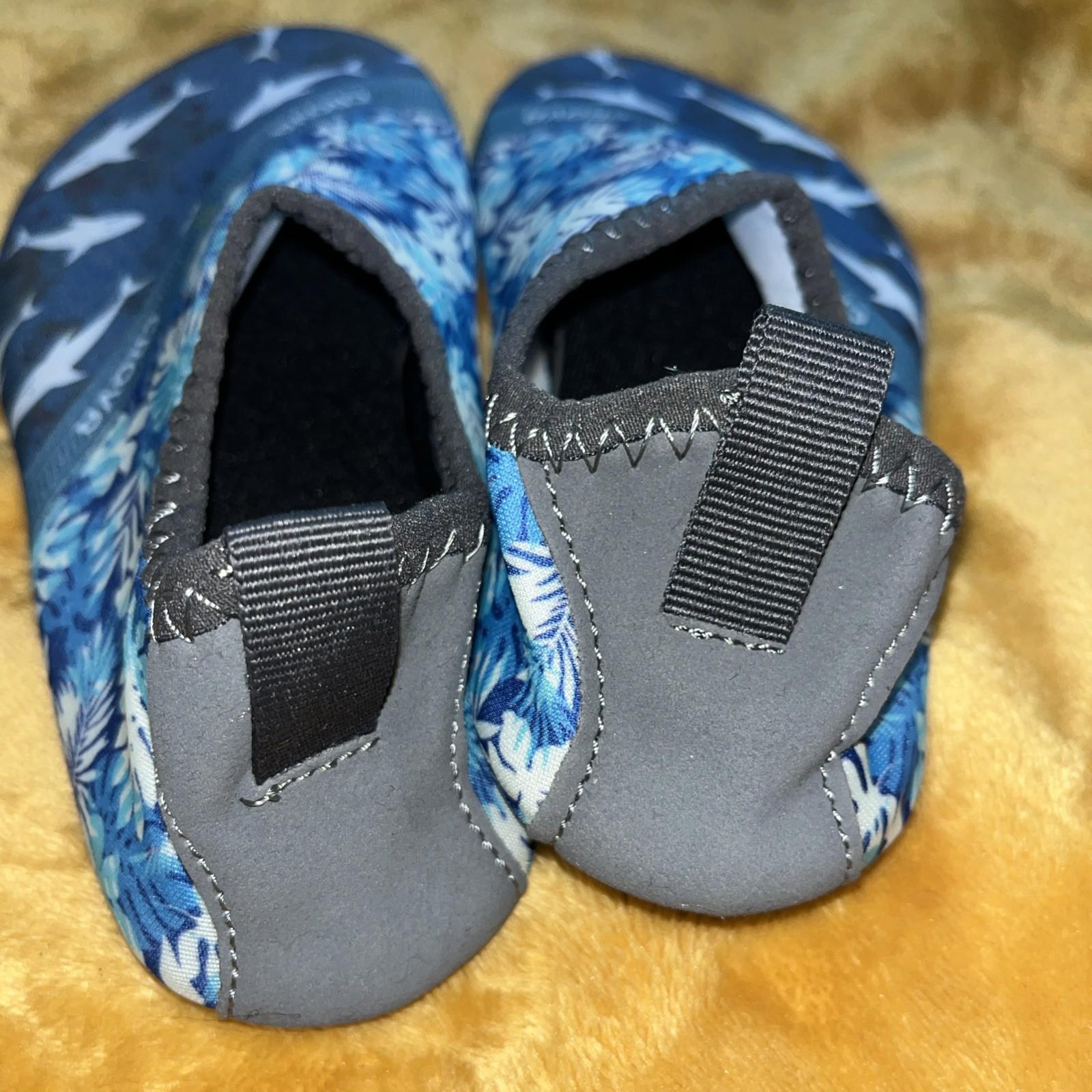 crova toddler shark flower graphics water shoes size 1.5