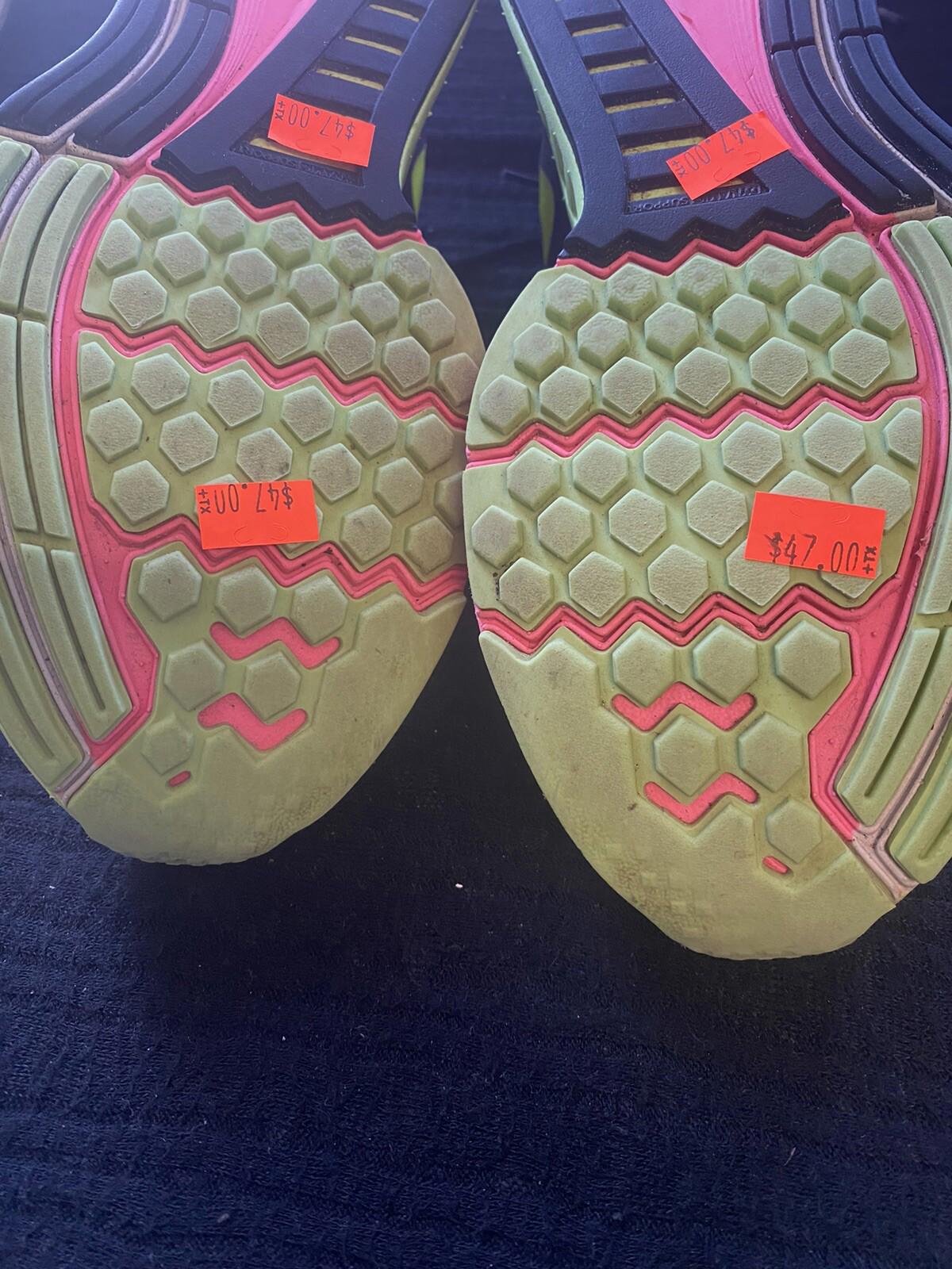 Nike Air Zoom Structure 8 Pink Power Ghost Green Black Volt