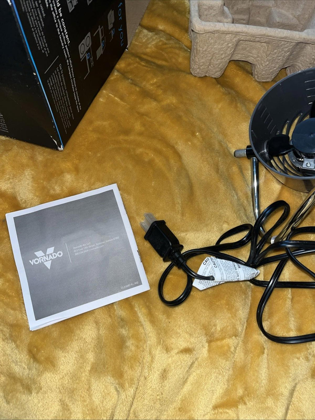 Vornado Pivot 4" Personal Air Circulator Fan Gray CR1028185