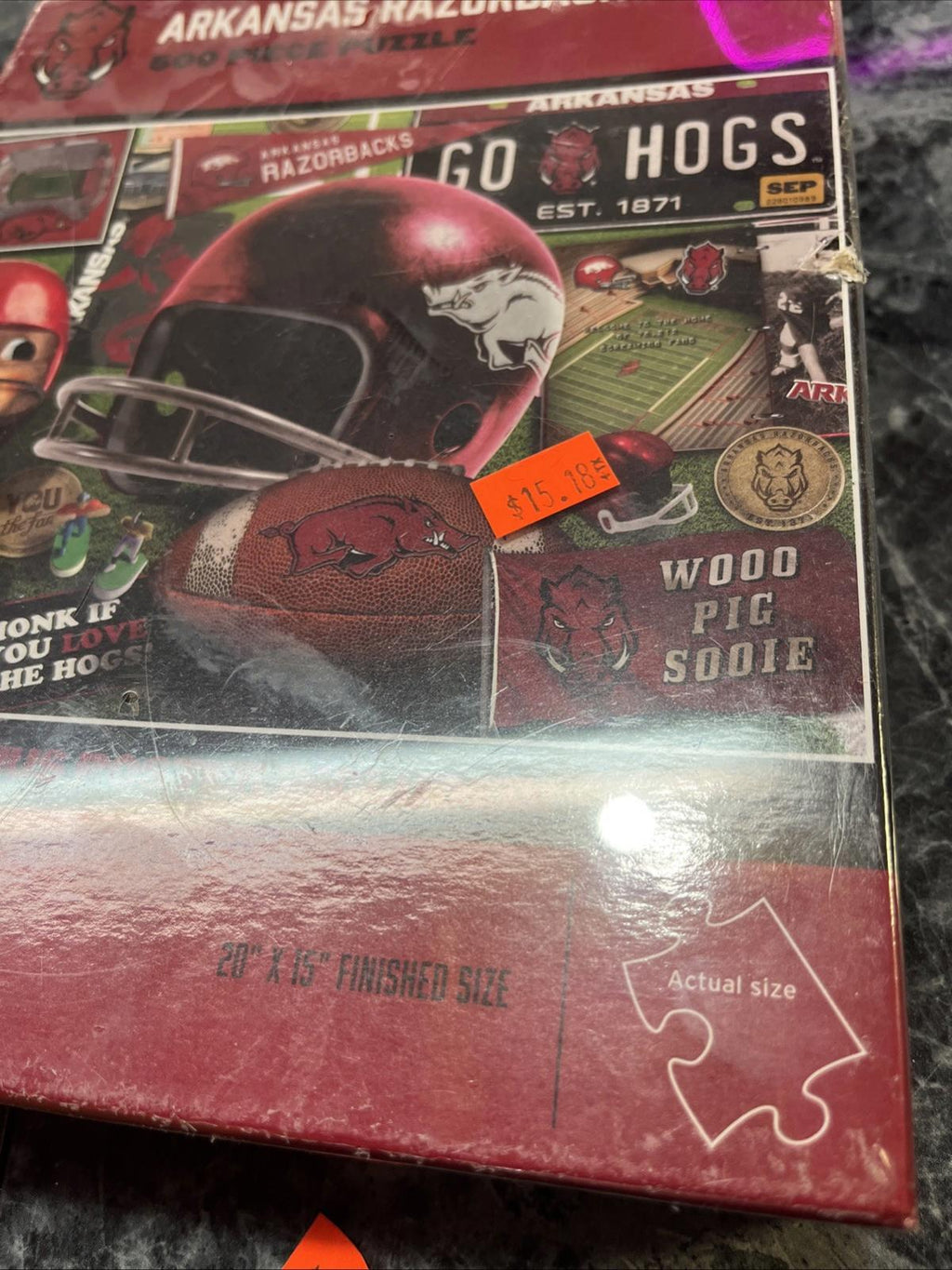 ARKANSAS RAZORBACKS NCAA FOOTBALL TEAM PUZZLE 500 PIECES NEW