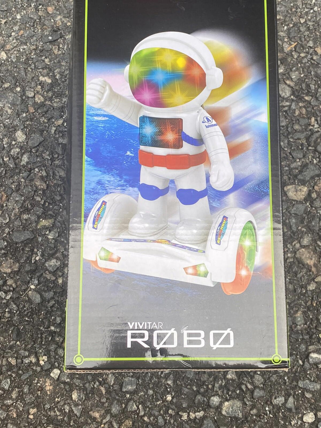 VIVITAR Robo Light Up Space Flyer Music, Bump N Go, Light Up