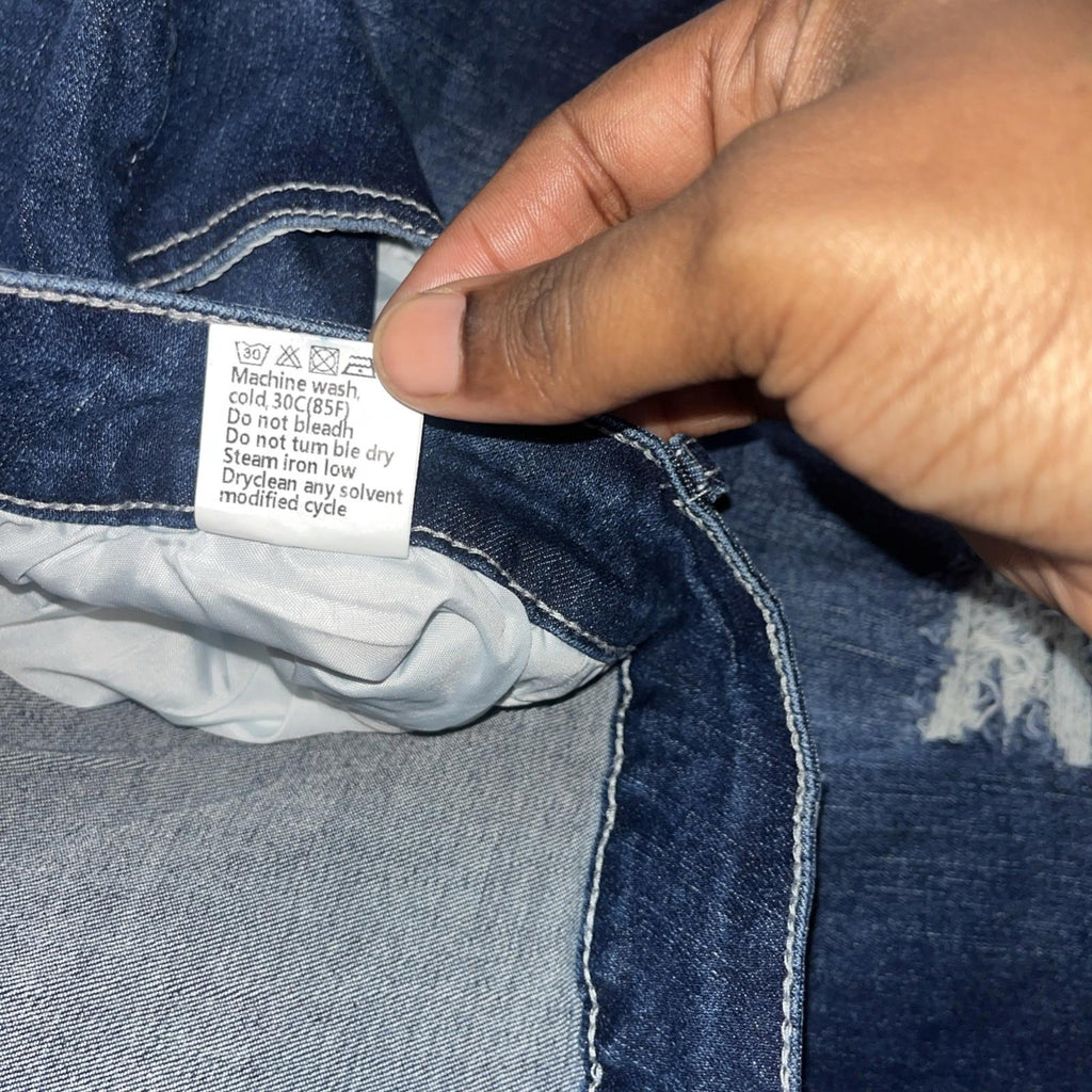 Jeans Blue Distressed Jeans Size 5XL NWOT