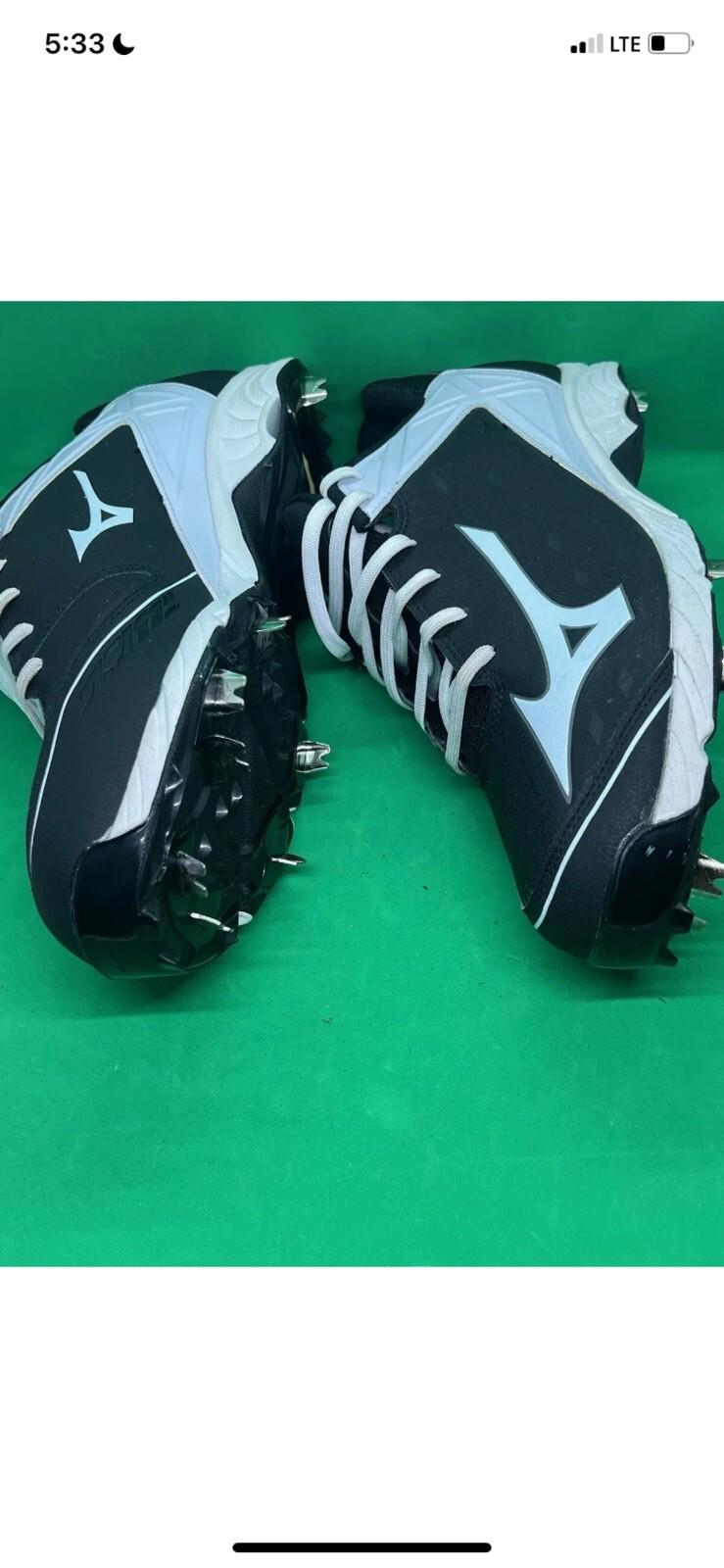Mizuno Men's 9-Spike Ambition Low Metal Baseball Shoes S 13