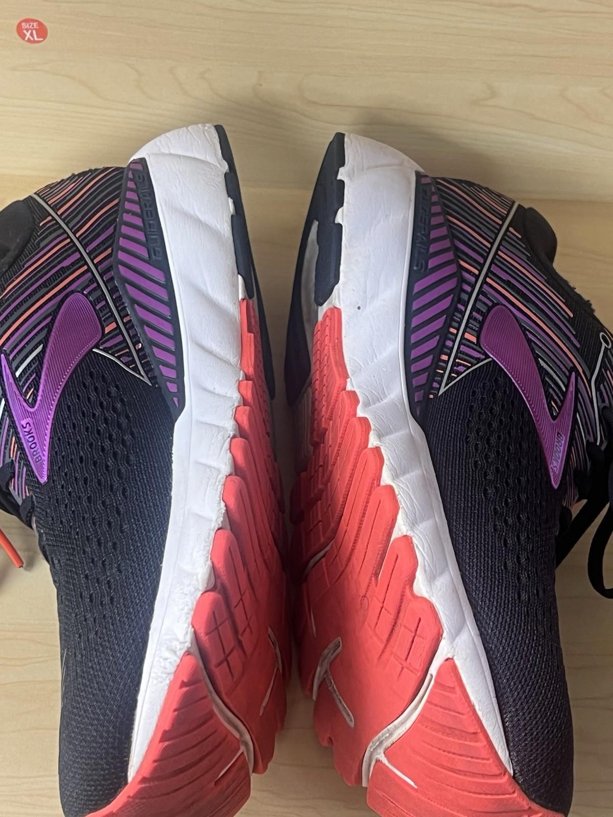 Brooks Adrenaline GTS 19 Black/Purple Running Shoes S 11.5